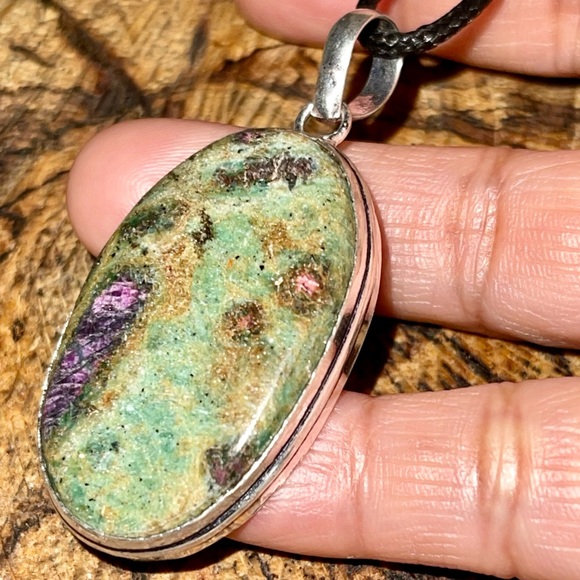 Green Ruby Fuchsite Pendant 2 1/4” - Picture 3 of 15